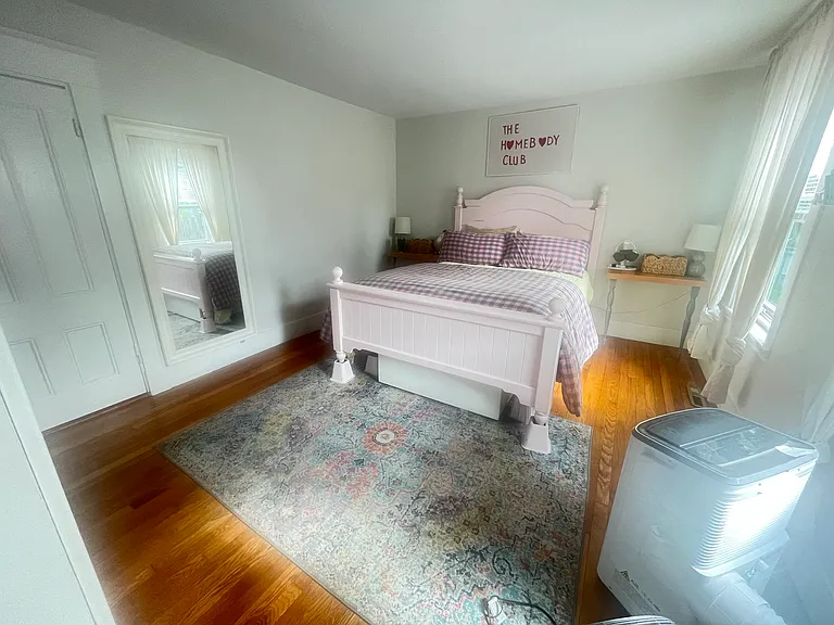8 Lincoln St #1 — Photo 4