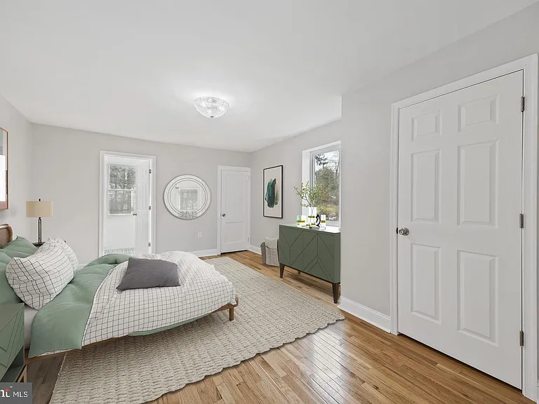 541 E Church Rd — Photo 18