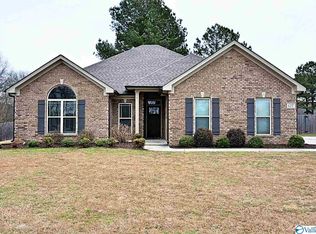 127 Saint Clair Ln, Huntsville, AL 35811