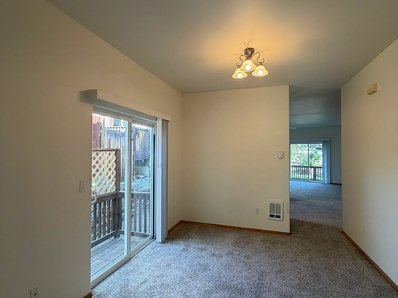 3 bed, 1526 sqft, $2,195 — Photo 4