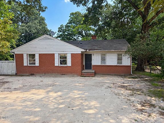 3rd image of 645 Sunnybrook Rd