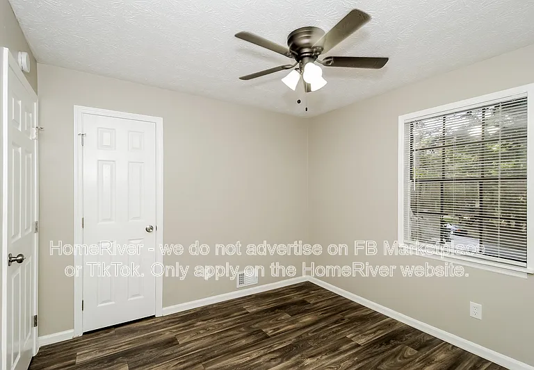 191 Aaron Ct — Photo 11