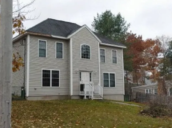 16 Shore Dr, Salem, NH 03079
