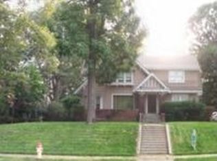 1910 S 32nd Ave, Omaha, NE 68105