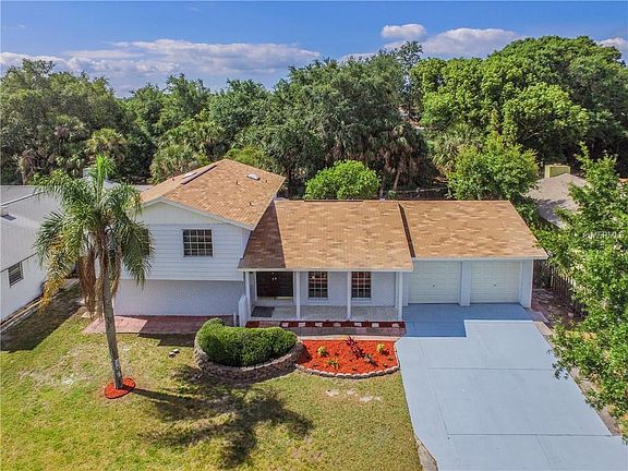 2nd image of 8502 Wooddrift Dr