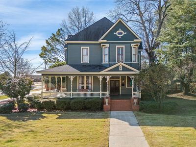 300 N 8th St, Opelika, AL, 36801