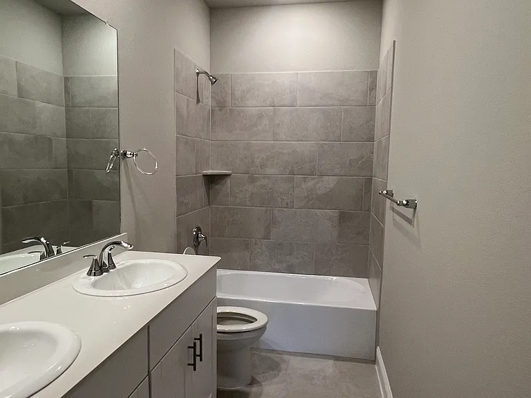 1407 Winters Way — Photo 20