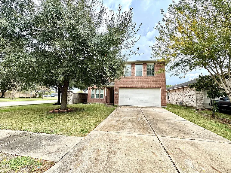 8435 Resada Park Ln — Photo 1