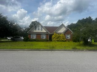 201 Saratoga Ln, New Bern, NC 28562