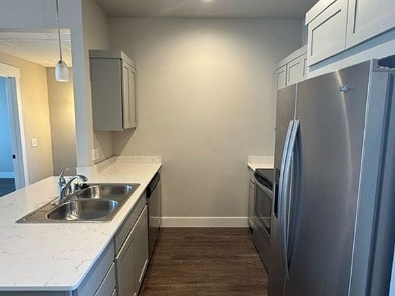 3rd image of 6046-6048 Farmstead Ave #6046FA