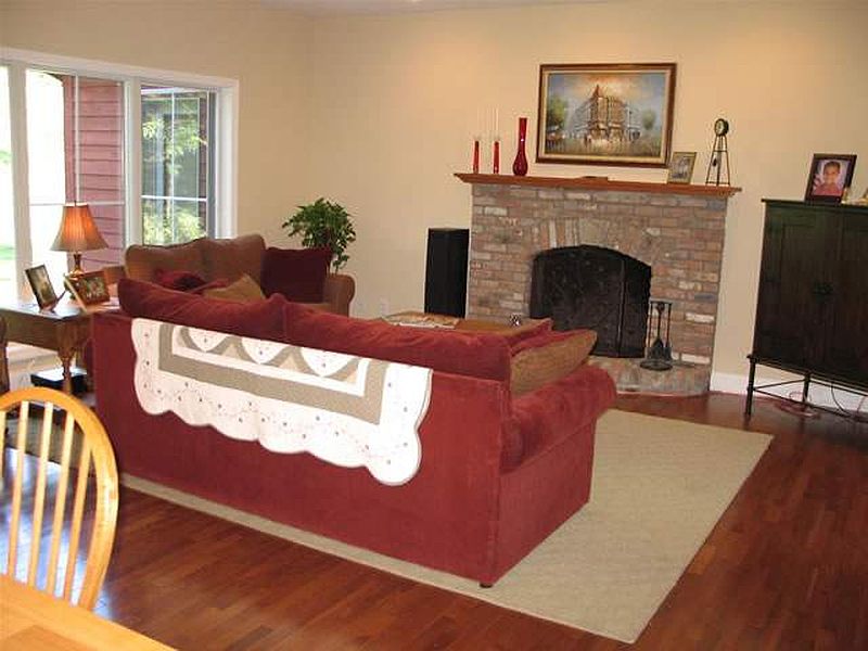 4th image of 461 ALLEN Road