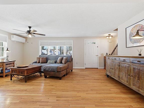 4th image of 174 Christy Road