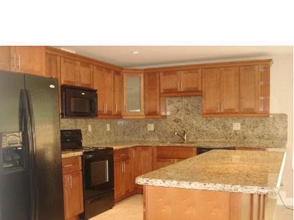 Fully renovated kitchen 