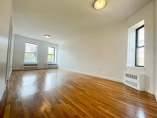 Rented by Compass | media 11