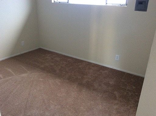 5th image of 15963 Sherman Way APT 08