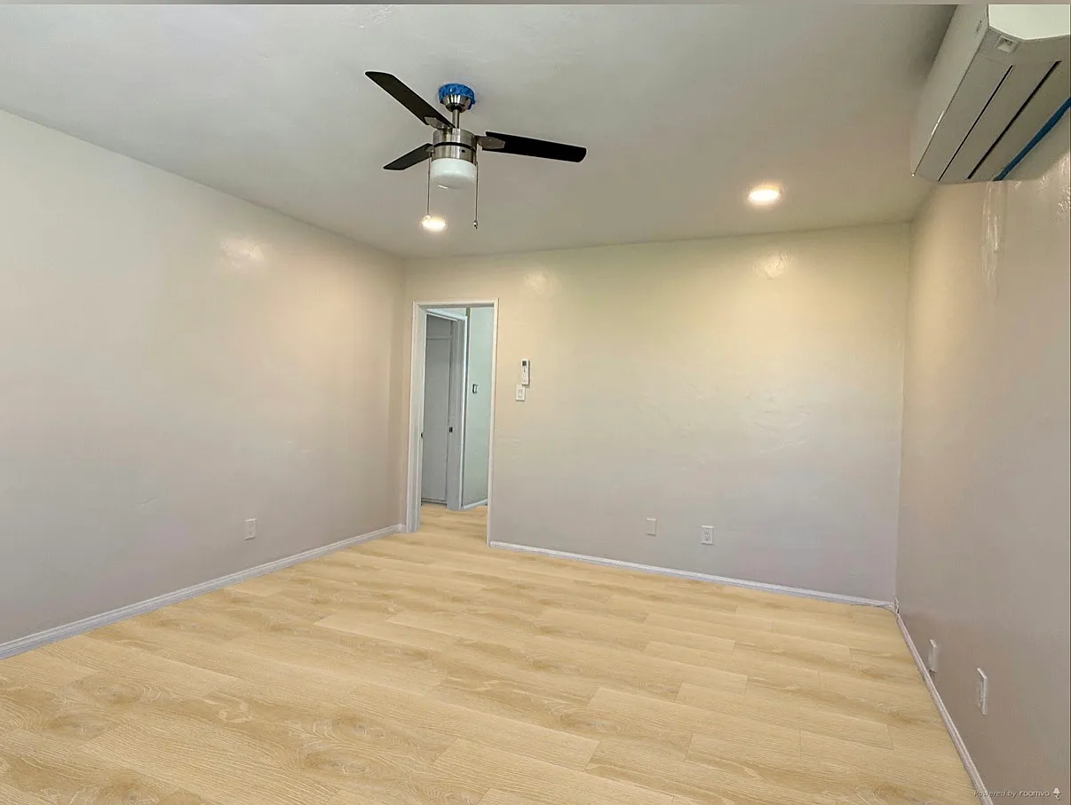 4735 Marlborough Drive — Photo 3