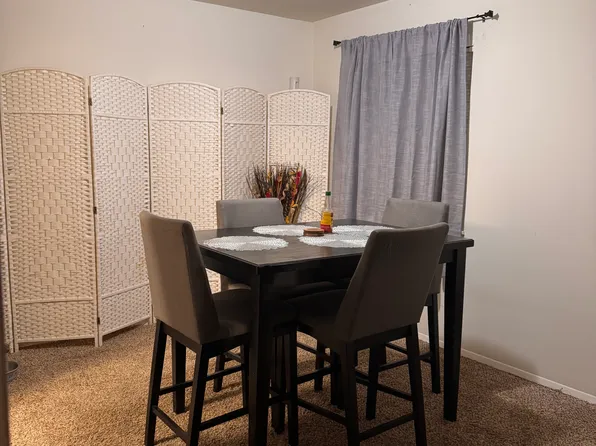 18802 Walkers Choice Rd APT 3, Montgomery Village, MD 20886