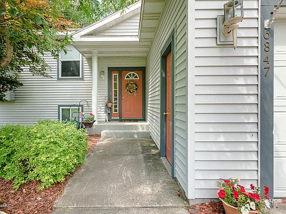 2nd image of 6847 Wintergreen Dr