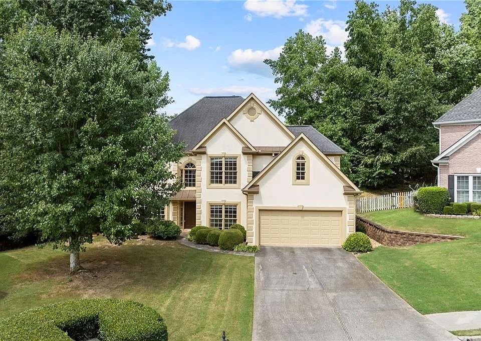 2878 Calhoun Sq