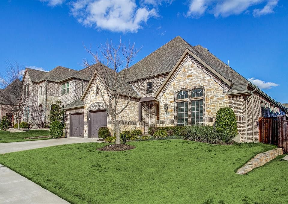 1st image of 400 Cypress Garden Dr