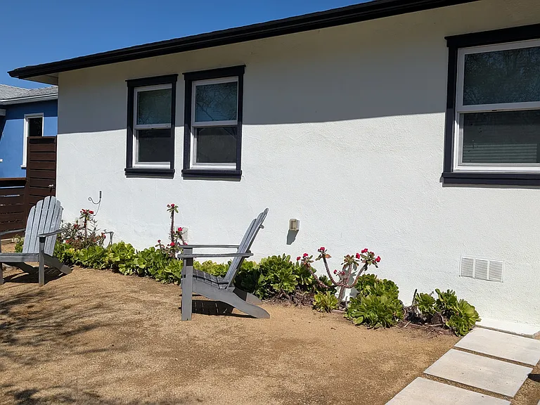 1731 Franklin St #2 — Photo 12