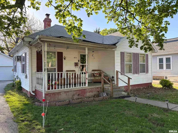 835 S Fayette St, Jacksonville, IL 62650