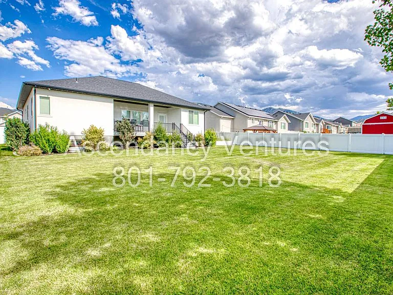 1177 N 640 E — Photo 16