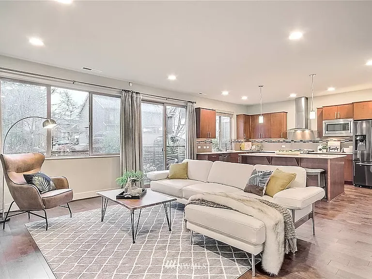 5113 NE 11th Pl — Photo 34