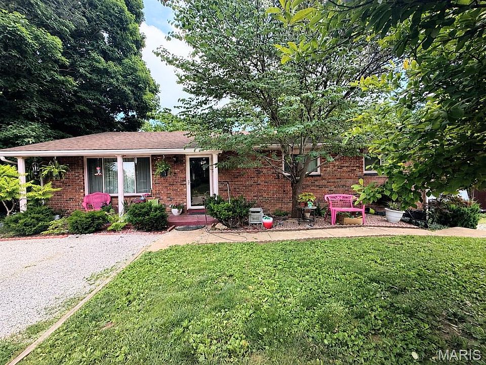 1st image of 334 Pleasant Ridge Rd