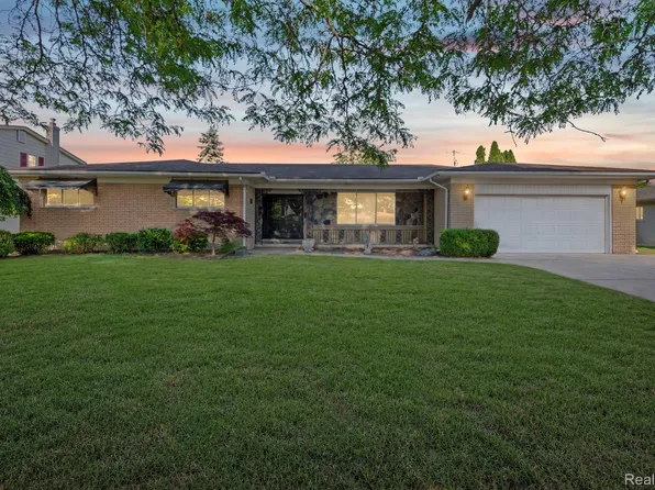 32104 Claeys Dr, Warren, MI 48093