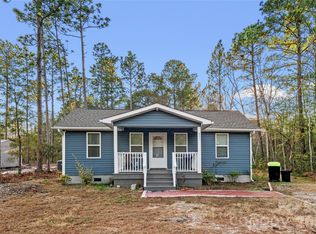 371 Walnut Rd, Southport, NC 28461