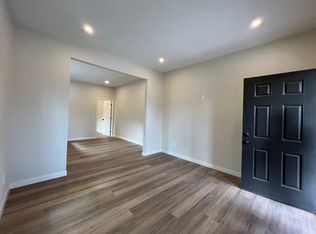 3006 9th St #3008, Riverside, CA 92507