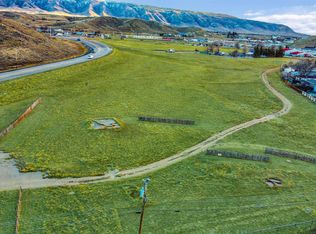 Paradise Dr, Casper, WY 82604