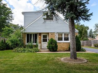 522 S Adeline Ave, Addison, IL 60101