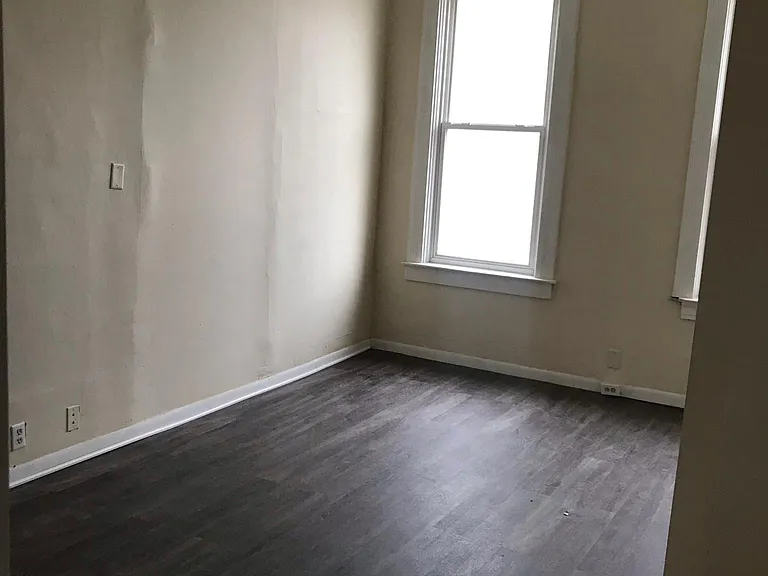 2757 Norwood Ave #2 — Photo 9