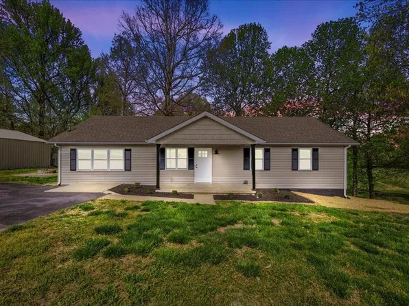 540 J D Buchanan Rd, Hanson, KY 42413