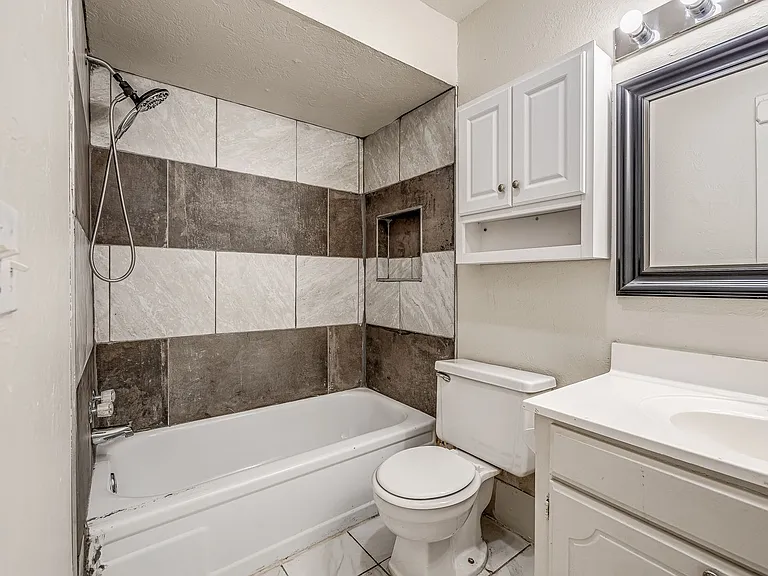 3312 Gwendolyn Ln — Photo 15