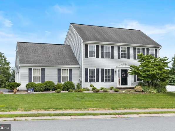 34 Tower Dr, Elizabethtown, PA 17022