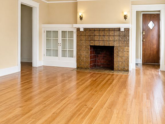3rd image of 5552 Phillips Ave #5552