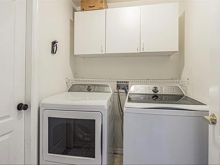 2614 Hawk Roost Ct — Photo 2