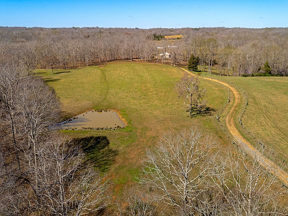 4th image of 801 Collier Bend Rd