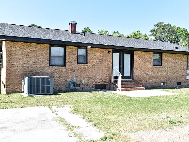 2135 Nevada St — Photo 36