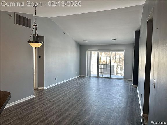 5th image of 2393 Arcadia Dr