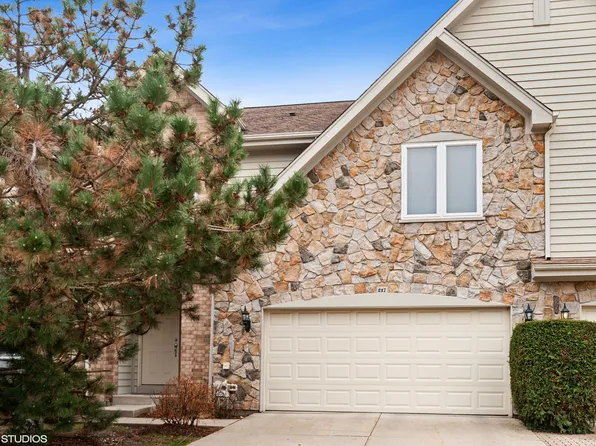 217 Taylor Ct, Buffalo Grove, IL 60089