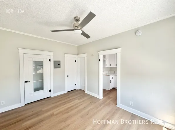 194 W 41st Pl #11, Los Angeles, CA 90037