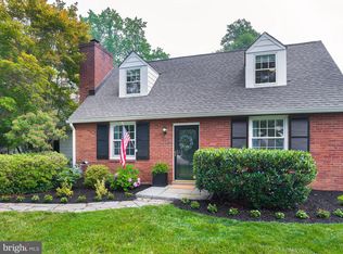 461 Robinwood Rd, Wayne, PA 19087