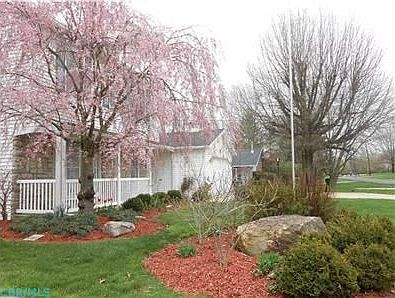 3rd image of 60 Craig Dr