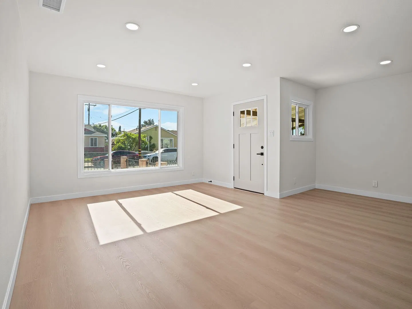 Whittier Home — Photo 3