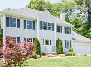 10 Radcliff St, Burlington, MA 01803
