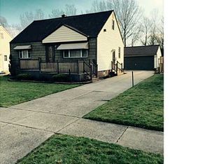 75 N Covington Dr, Buffalo, NY 14220